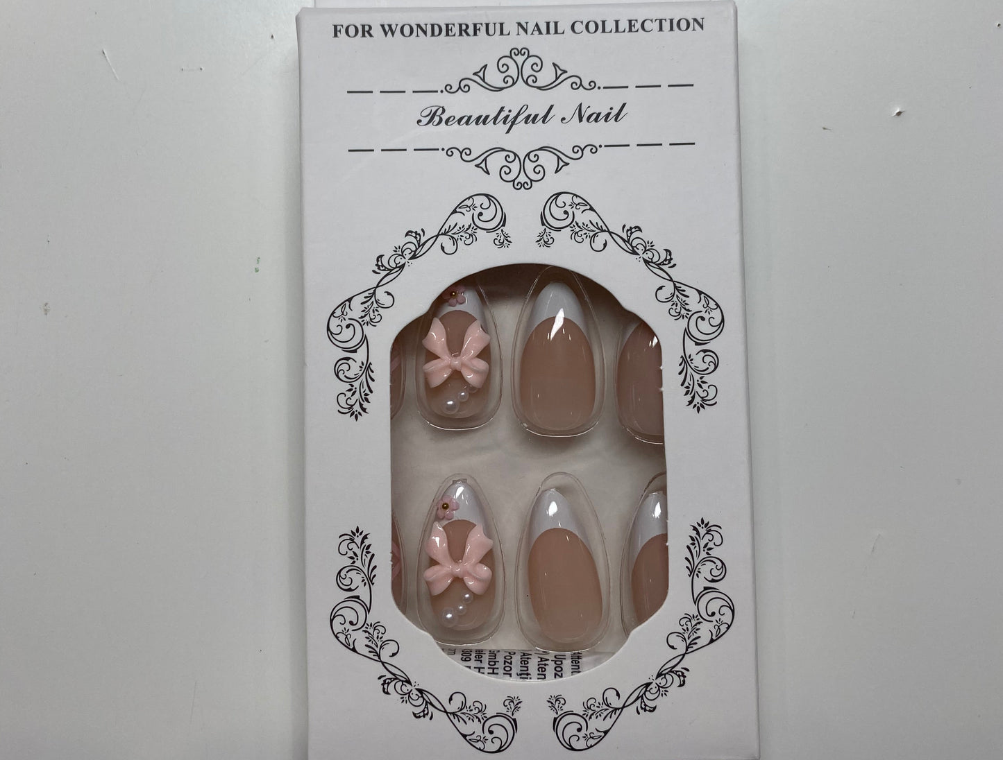 Pink Bows French Tip (Press-On Nails)