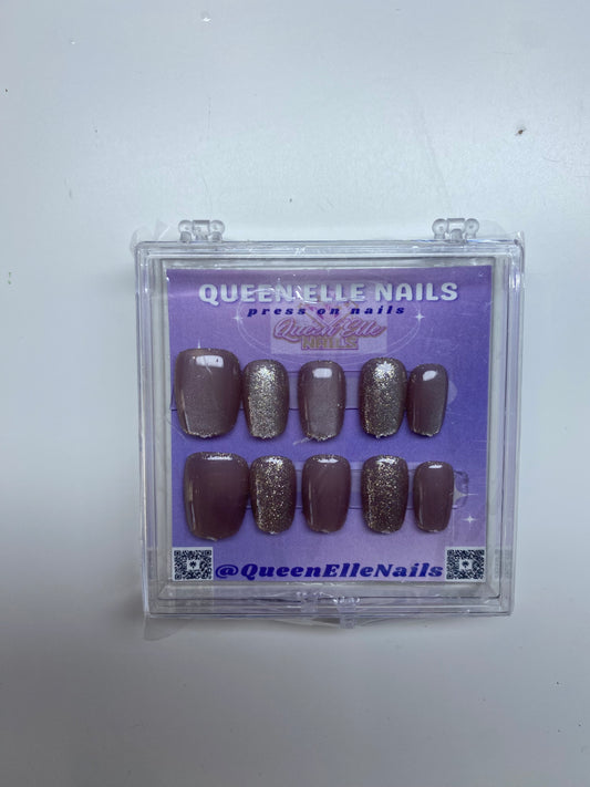 Dark Plum With Glitter - Press-On Nails (M)